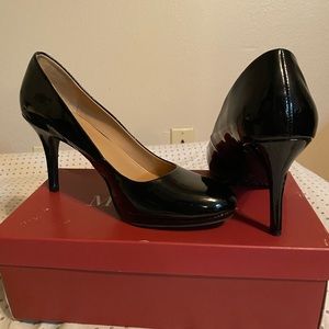 Merona Black patent heels